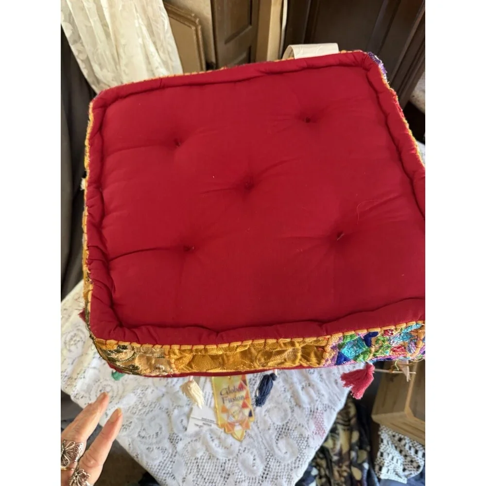 NWT Bohemian, Ethnic, Eclectic, Moroccan,4 Pillows&Pouf Ottoman boho-chic vibe